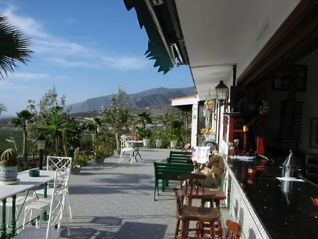 Alcalá Kleines Ferienhaus Casa Lodge Mit Terrasse בית נופש